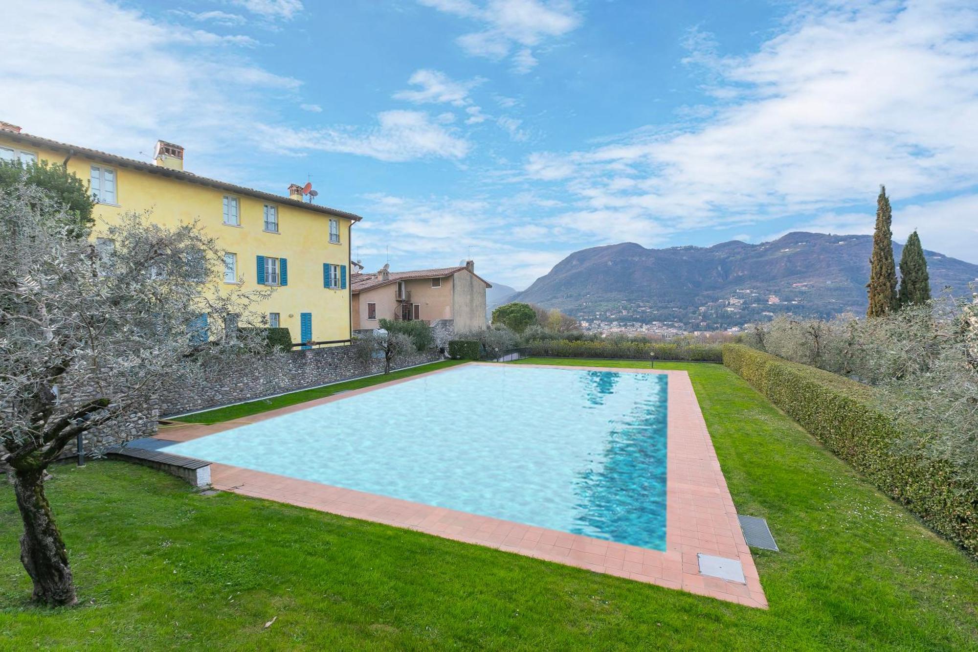 Borgo Antico Cisano With Pool - Happy Apartamento San Felice del Benaco